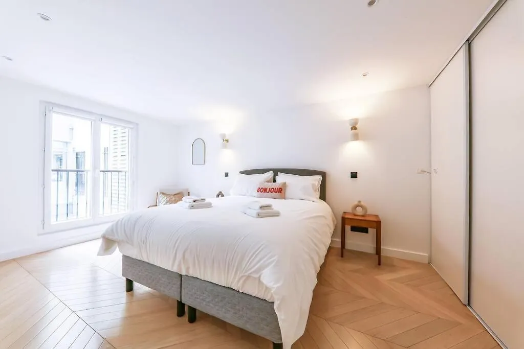 Urban Retreat Brand-new Duplex 2-bedroom