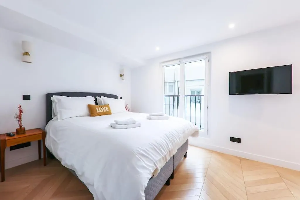 Lejlighed Urban Retreat Brand-new Duplex 2-bedroom Paris